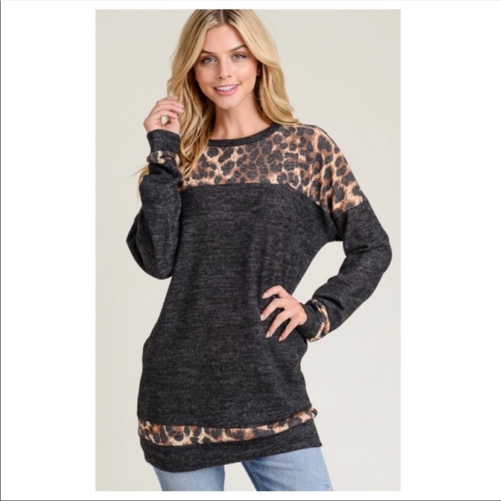 Soft Leopard Contrast Top with Long Sleeves